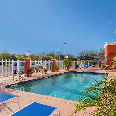 Holiday Inn Express Hotel & Suites Tampa-Fairgrounds-Casino By Ihg Mango Buitenkant foto