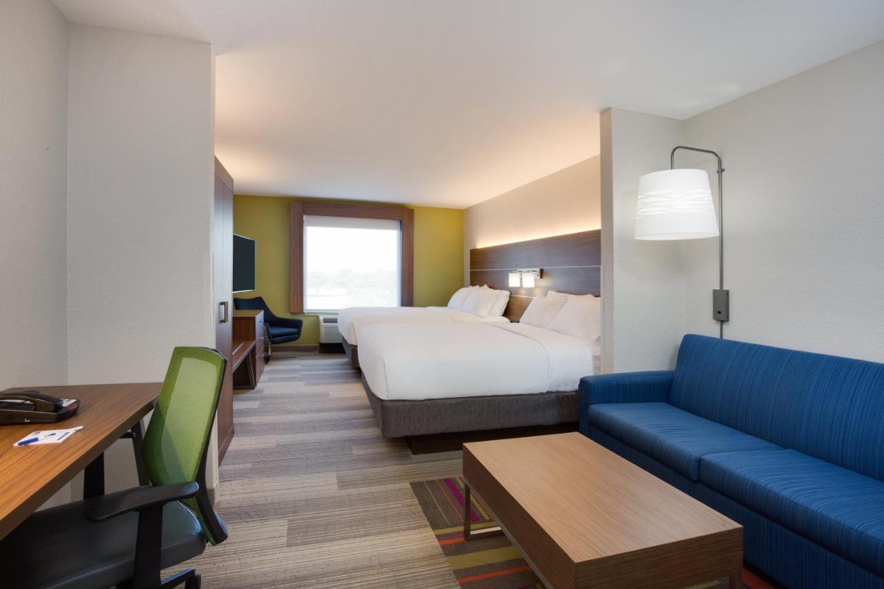 Holiday Inn Express Hotel & Suites Tampa-Fairgrounds-Casino By Ihg Mango Kamer foto