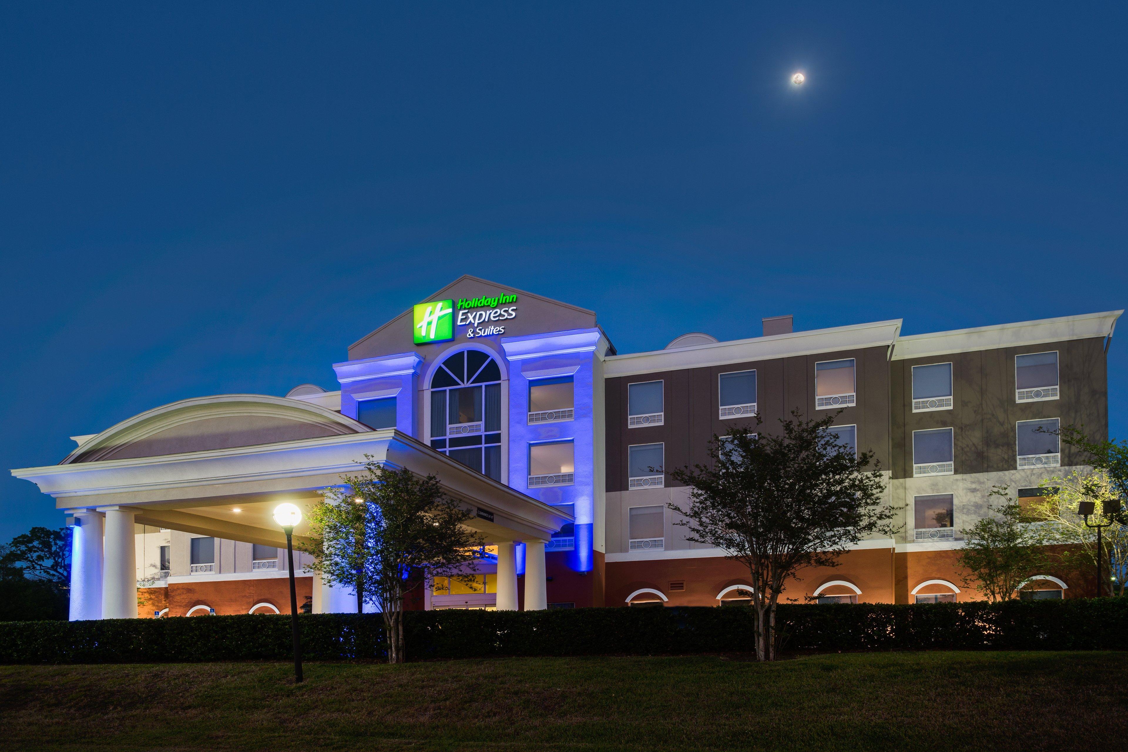 Holiday Inn Express Hotel & Suites Tampa-Fairgrounds-Casino By Ihg Mango Buitenkant foto
