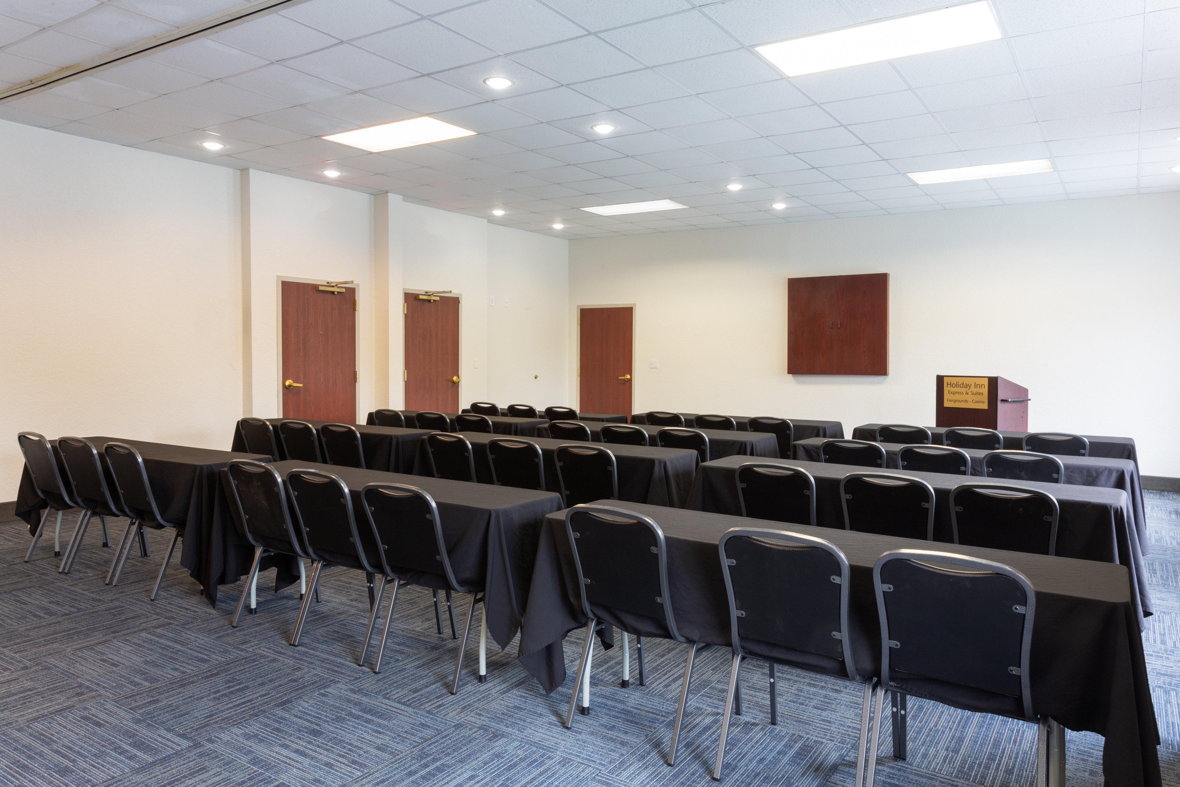 Holiday Inn Express Hotel & Suites Tampa-Fairgrounds-Casino By Ihg Mango Buitenkant foto