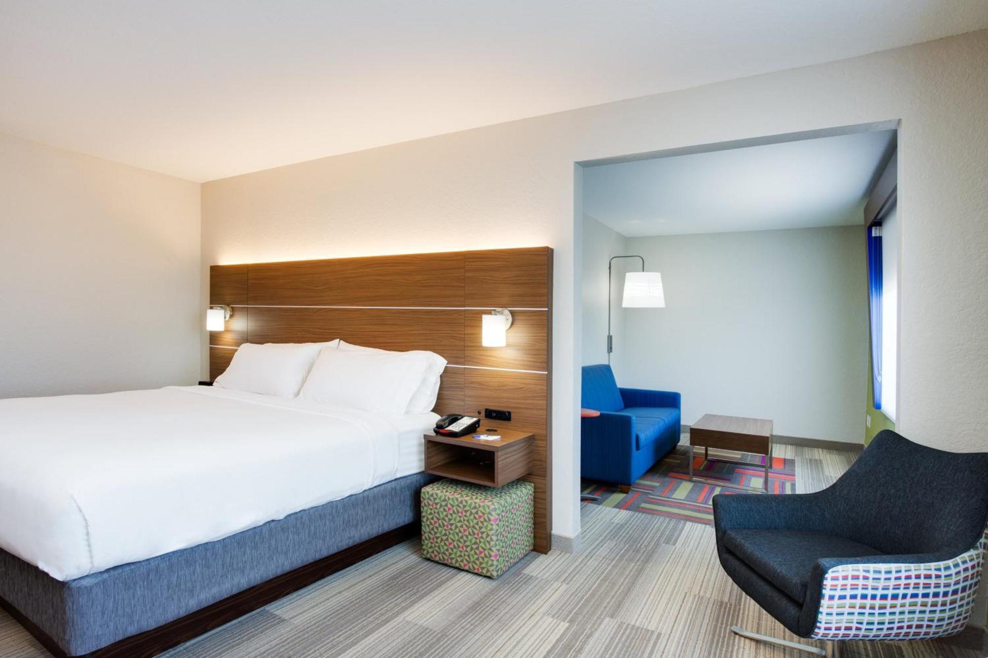 Holiday Inn Express Hotel & Suites Tampa-Fairgrounds-Casino By Ihg Mango Buitenkant foto