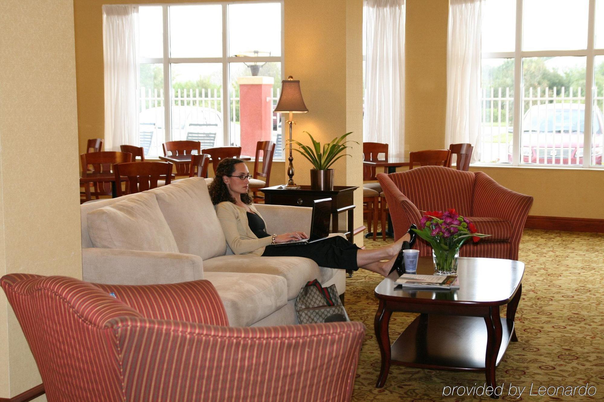 Holiday Inn Express Hotel & Suites Tampa-Fairgrounds-Casino By Ihg Mango Interieur foto